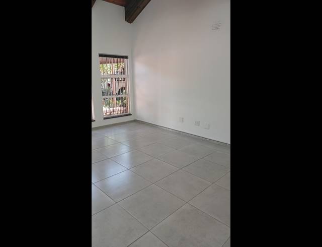 Business property to rent in RANDPARK RIDGE